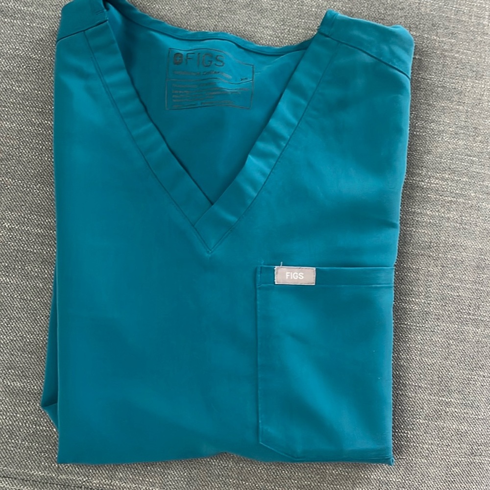 Scrub set: XS top and Small Tall bottom